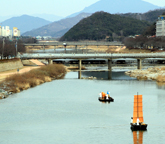 요천강변 소금 뗏목배 떳다!!!